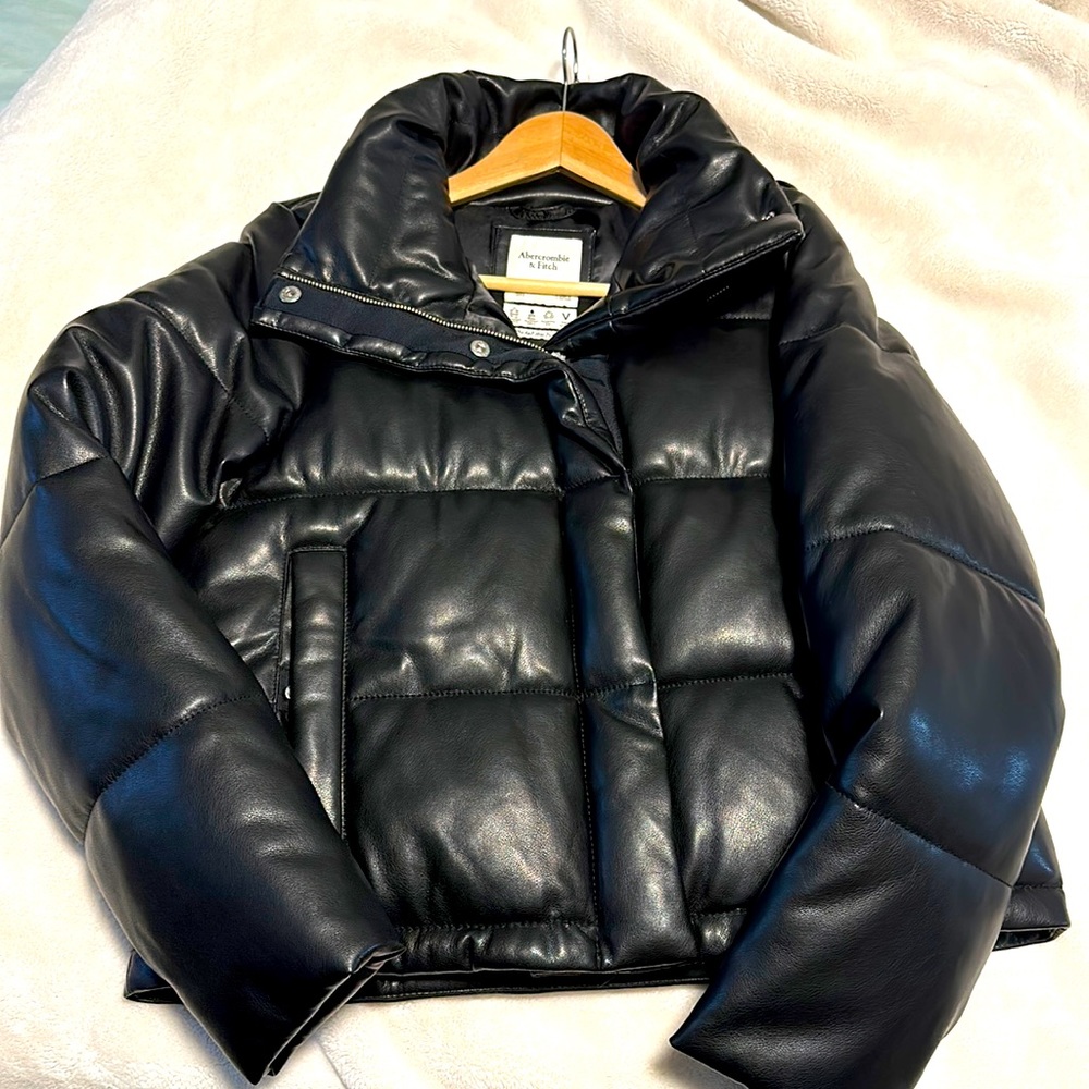 Abercrombie mini puffer